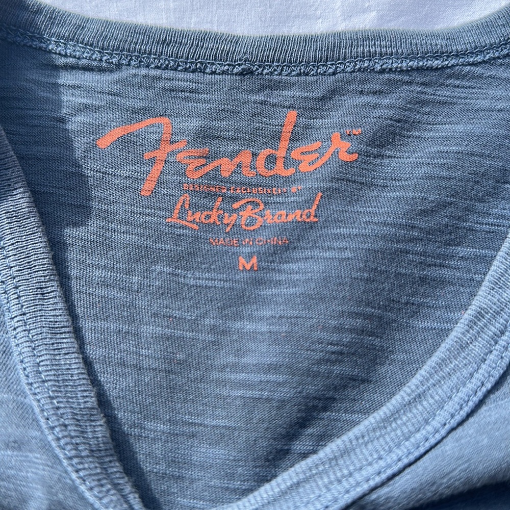 Lucky Brand x Fender graphic Tee bluish grey with black and orange logo size M - Picture 3 of 7